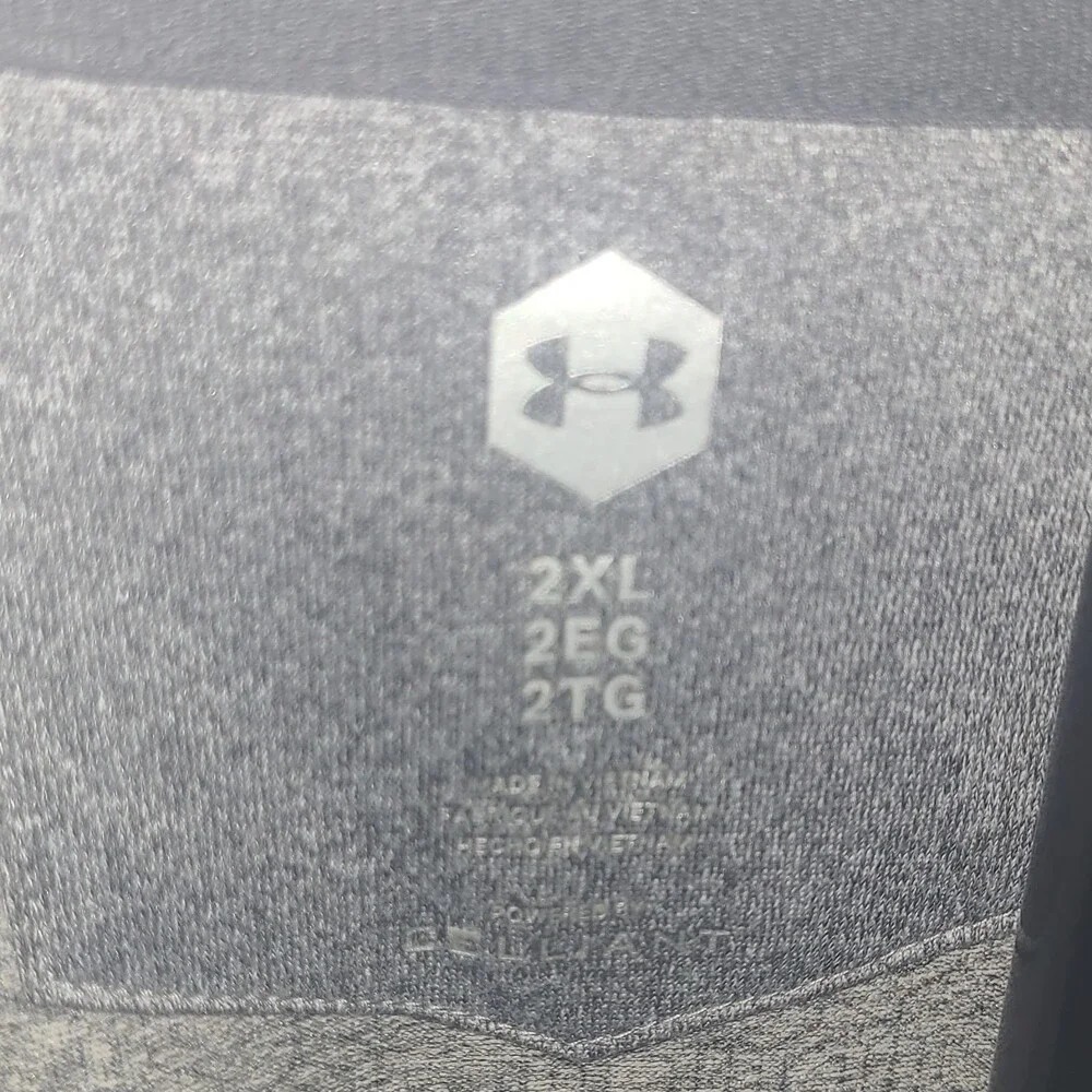 Under Armour Men's 2XL Gray Pullover Hoodie Polyester Long Sleeve Activewear